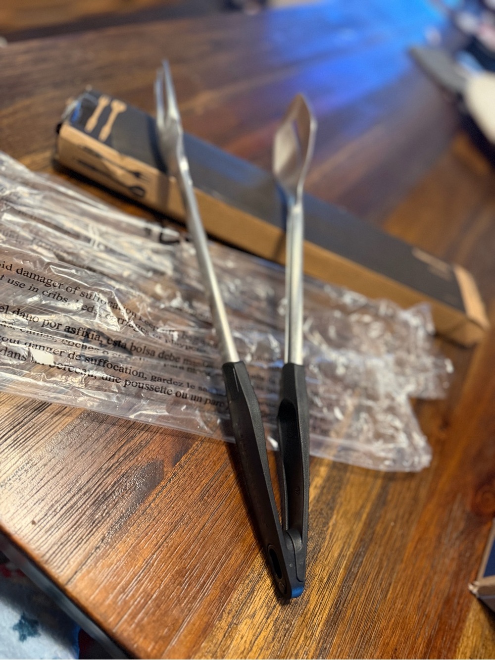 Tupperware BBQ Tongs New